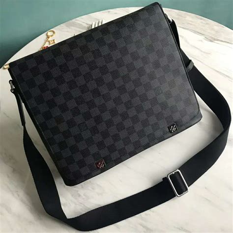 lv tote bag men